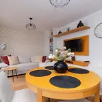 Jaracza Deluxe Apartment