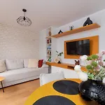 Apartment Jaracza Deluxe *