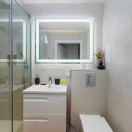 Jaracza Deluxe Apartment